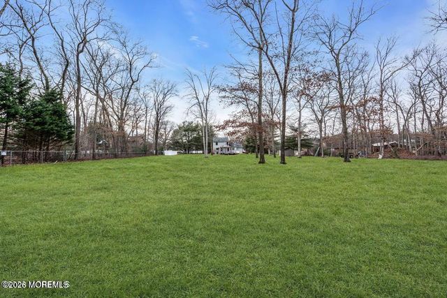 1923 Whitesville Road, Toms River, NJ 08755