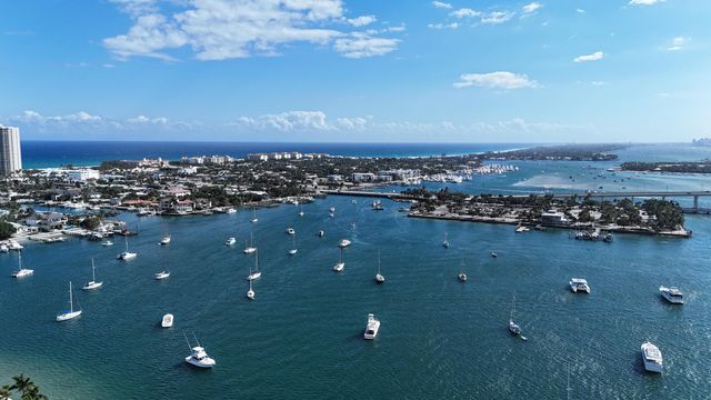 1051 Sugar Sands Boulevard 351, Singer Island, FL 33404