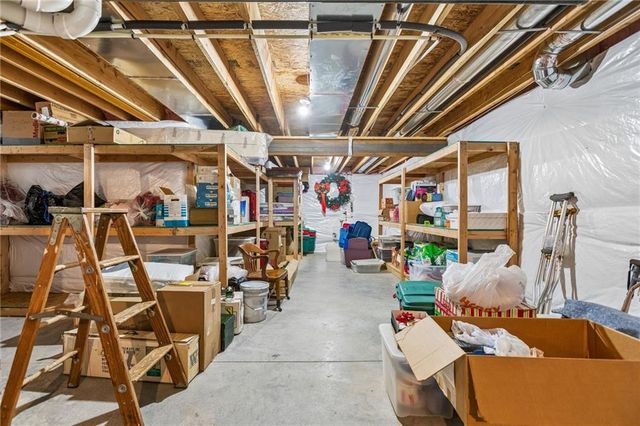 8 NE 102nd Street, Kansas City, MO 64155