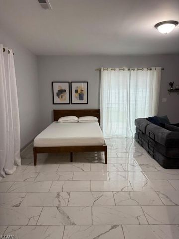 816 S 15Th St, Newark City, NJ 07108