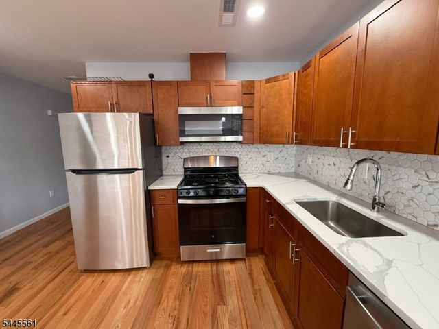 816 S 15Th St, Newark City, NJ 07108