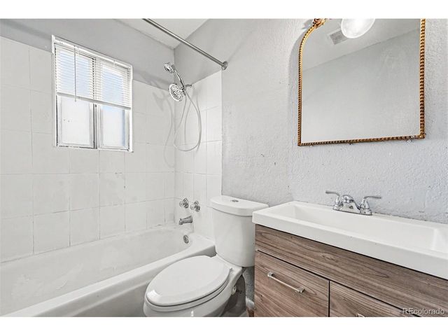 15946 E 17th Pl, Aurora, CO 80011