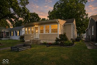 137 N 4th Avenue, Beech Grove, IN 46107