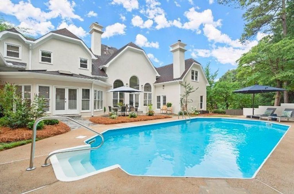 500 River Bluff Parkway, Roswell, GA 30075