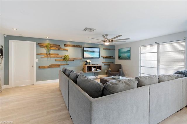 7328 Pebble Beach RD, Fort Myers, FL 33967