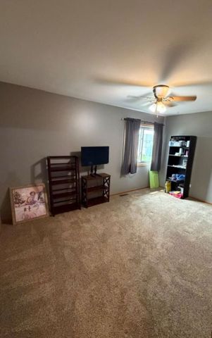 24363 S Independence Boulevard, Crete, IL 60417