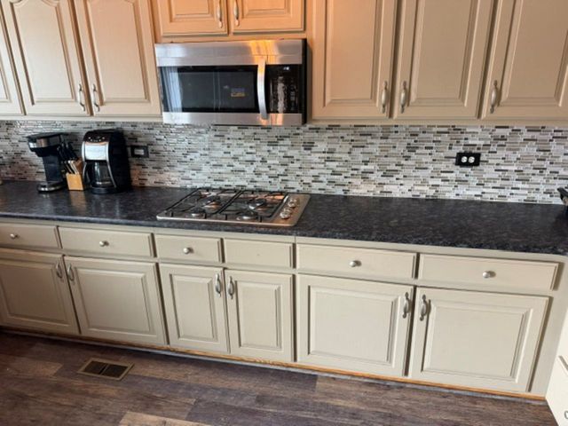 24363 S Independence Boulevard, Crete, IL 60417