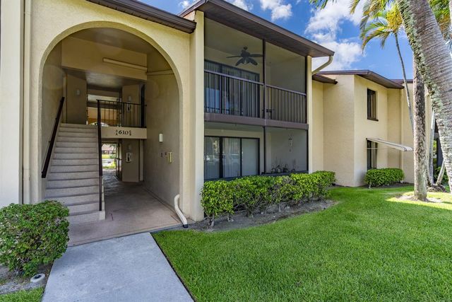 610 Sea Pine Way B2, Greenacres, FL 33415