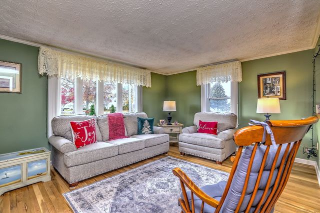 83 Pauline Avenue, West Haven, CT 06516