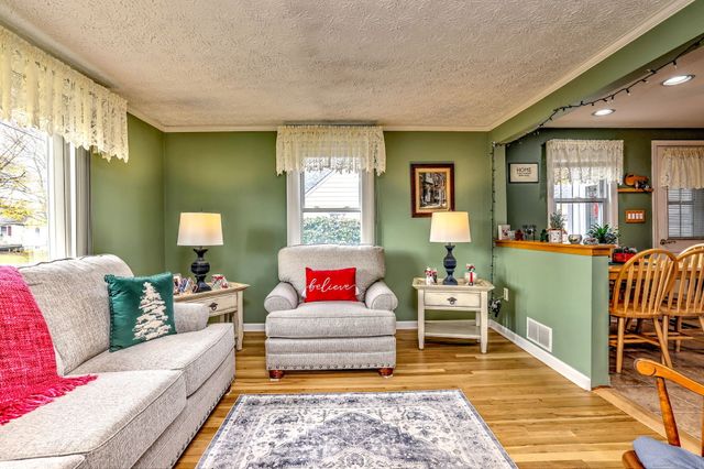 83 Pauline Avenue, West Haven, CT 06516