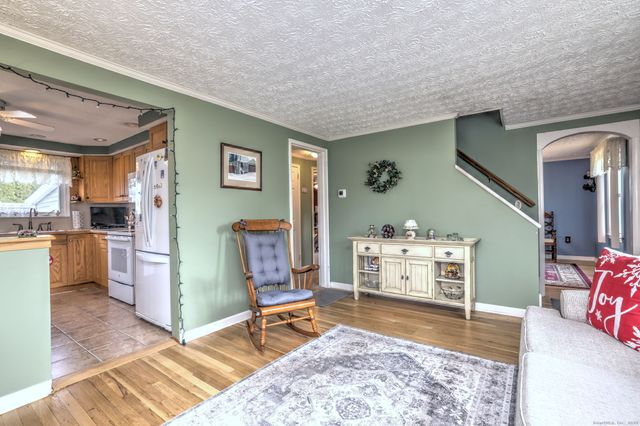 83 Pauline Avenue, West Haven, CT 06516