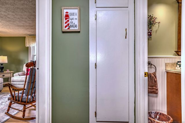 83 Pauline Avenue, West Haven, CT 06516