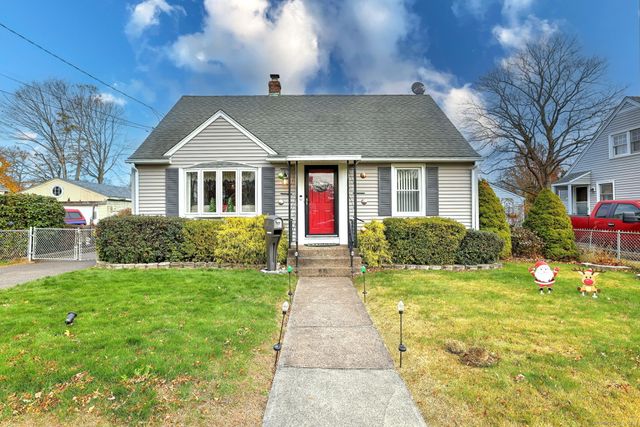 83 Pauline Avenue, West Haven, CT 06516