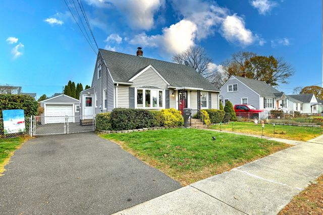 83 Pauline Avenue, West Haven, CT 06516