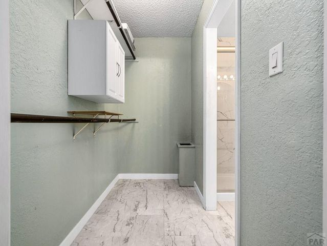 1121 Candytuft Blvd, Pueblo, CO 81001