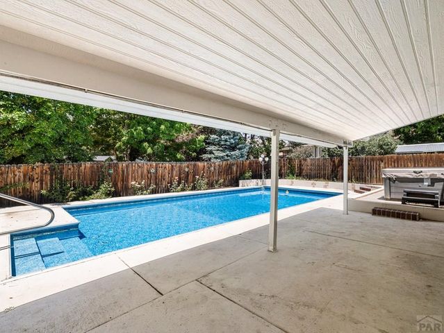 1121 Candytuft Blvd, Pueblo, CO 81001