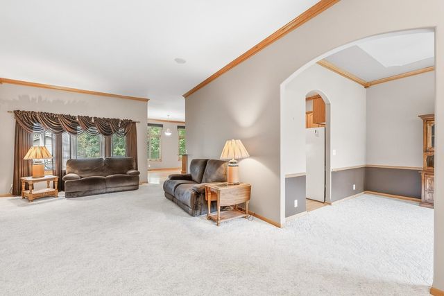 1252 N Hickory Creek Ct., Wichita, KS 67235