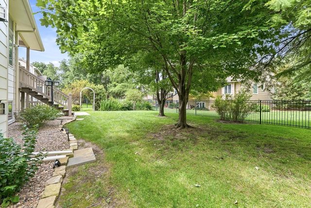 1252 N Hickory Creek Ct., Wichita, KS 67235