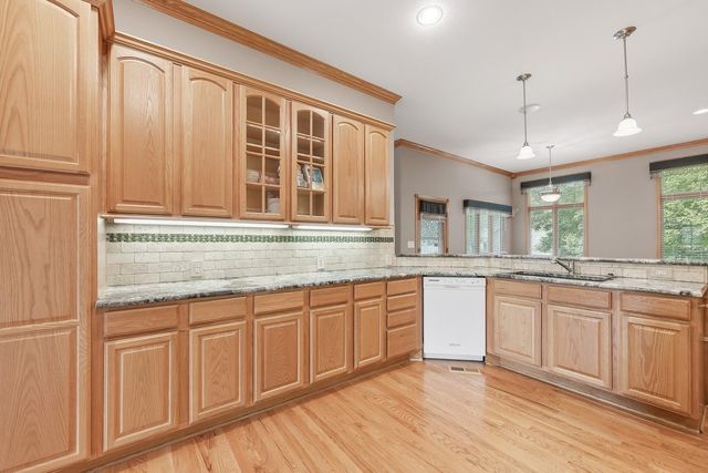 1252 N Hickory Creek Ct., Wichita, KS 67235
