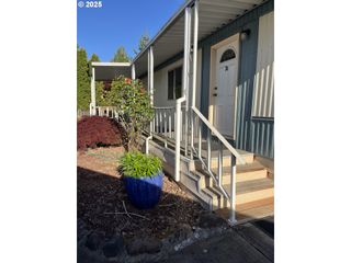 13640 Se HIGHWAY 212 74, Clackamas, OR 97015