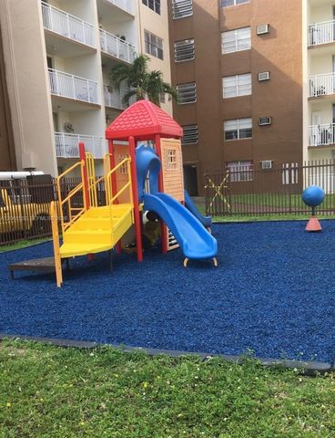 6950 Miami Gardens Drive 2-117A, Hialeah, FL 33015