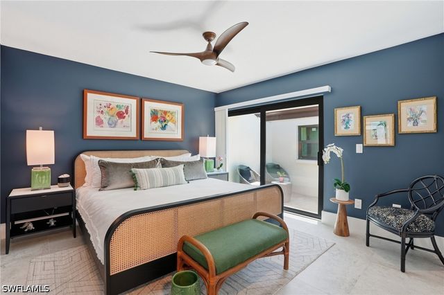 539 Bay Villas LN 101, Naples, FL 34108