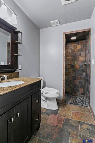 8239 S 17th Street, Lincoln, NE 68512