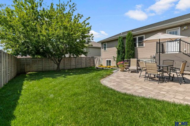 8239 S 17th Street, Lincoln, NE 68512