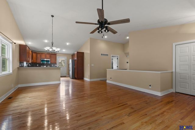 8239 S 17th Street, Lincoln, NE 68512