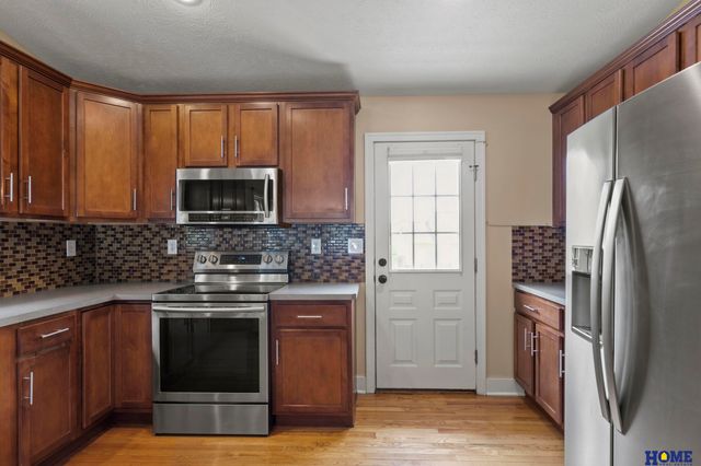 8239 S 17th Street, Lincoln, NE 68512