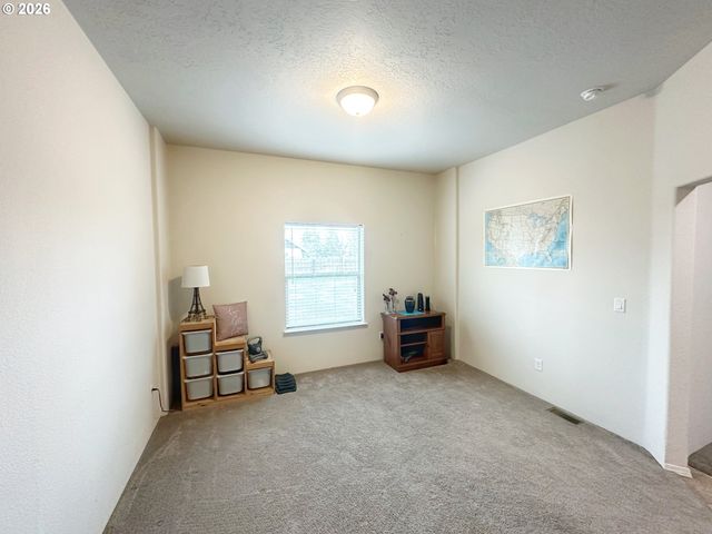 61988 WEST Rd, La Grande, OR 97850