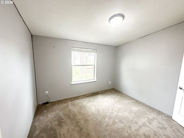 61988 WEST Rd, La Grande, OR 97850