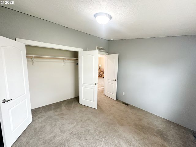 61988 WEST Rd, La Grande, OR 97850