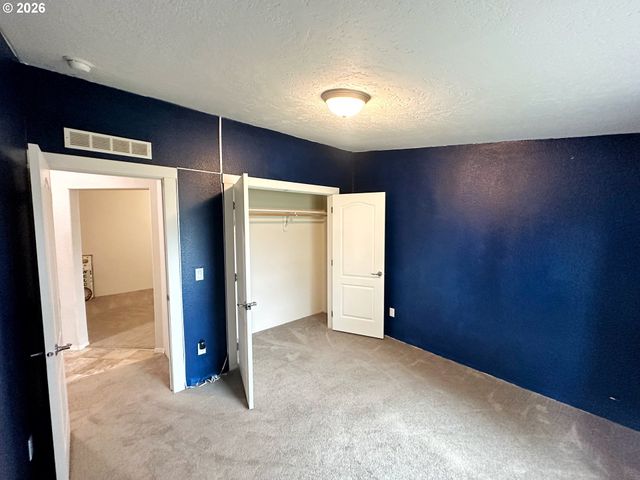 61988 WEST Rd, La Grande, OR 97850