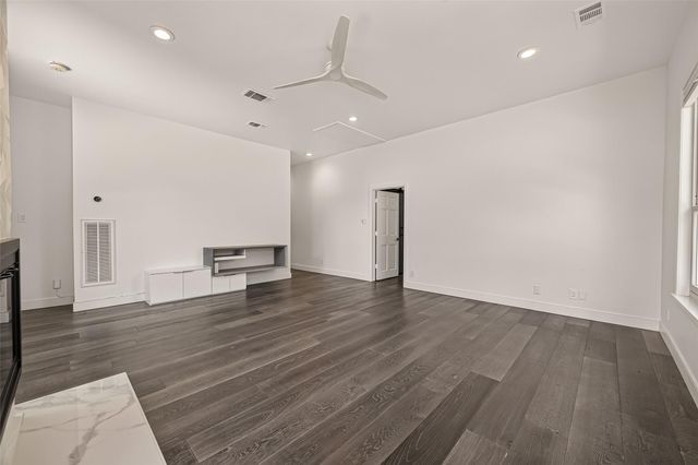 2114 Wroxton Road, Houston, TX 77005