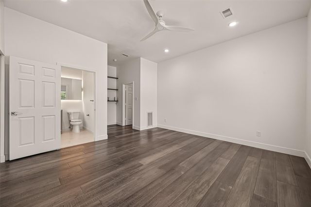 2114 Wroxton Road, Houston, TX 77005