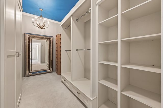 2114 Wroxton Road, Houston, TX 77005