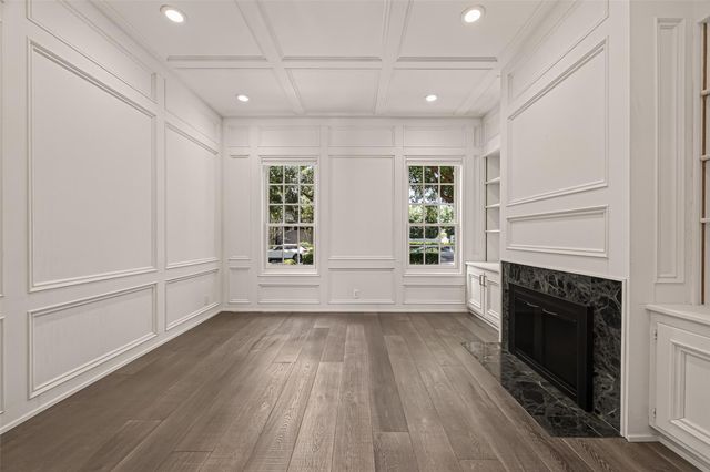 2114 Wroxton Road, Houston, TX 77005