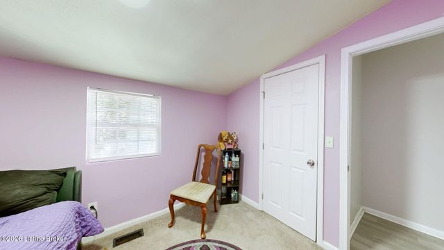 2122 W Burnett Ave, Louisville, KY 40210