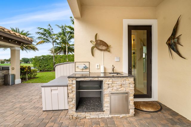 10445 N Barnsley Drive, Parkland, FL 33076