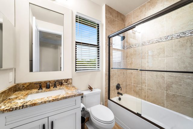 10445 N Barnsley Drive, Parkland, FL 33076