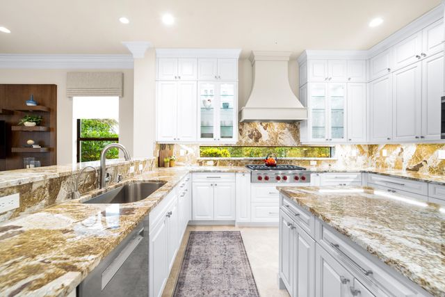 10445 N Barnsley Drive, Parkland, FL 33076