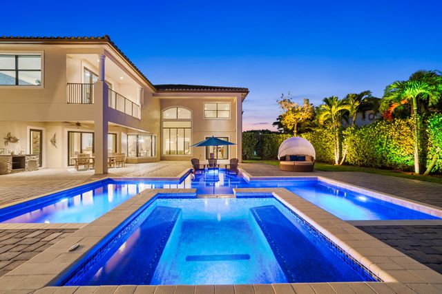 10445 N Barnsley Drive, Parkland, FL 33076