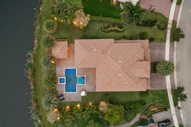 10445 N Barnsley Drive, Parkland, FL 33076