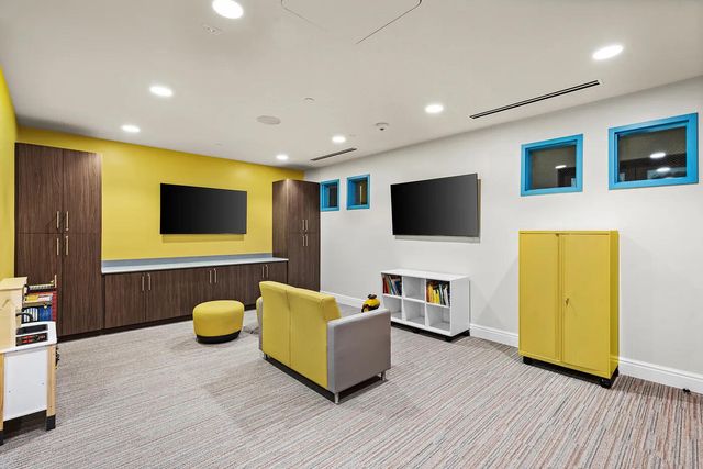 10445 N Barnsley Drive, Parkland, FL 33076