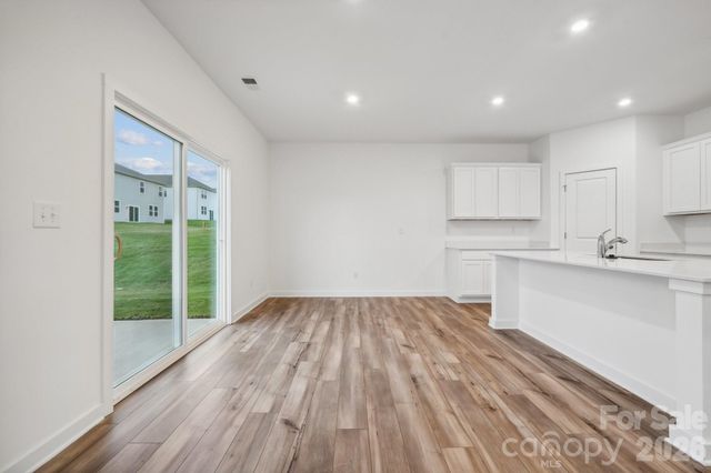 2957 31st Street Lane NE, Hickory, NC 28601