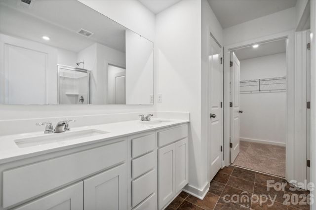 2957 31st Street Lane NE, Hickory, NC 28601
