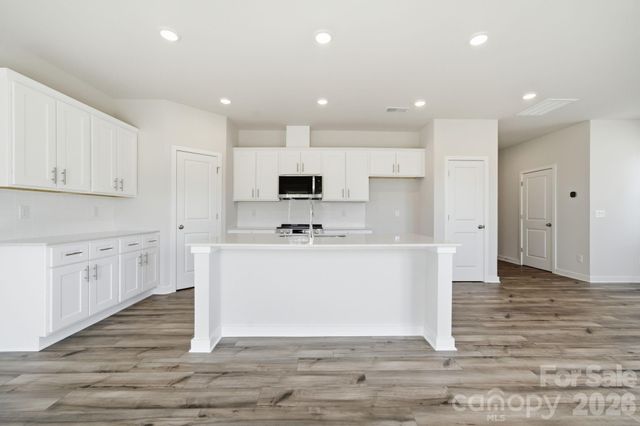 2957 31st Street Lane NE, Hickory, NC 28601