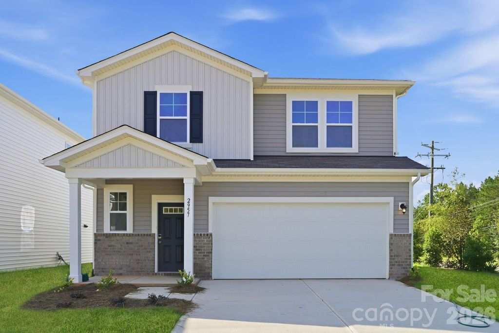 2957 31st Street Lane NE, Hickory, NC 28601