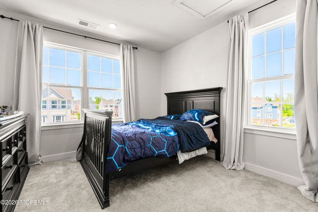 41 American Way 241, Cliffwood, NJ 07721